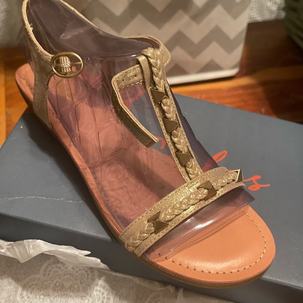 Gold Sandals, NWT, 7.5